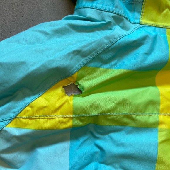 Men’s DC Winter Jacket - Size XS (fits kinda big in my opinion) - Picture 9 of 11